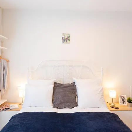 Apartman Modern apartman kerti medencével közel a vízparthoz Siófok